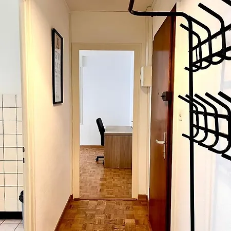 Appartement 2 Bedroom Cosy Next To *