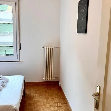 2 Bedroom Cosy Next To * Genève