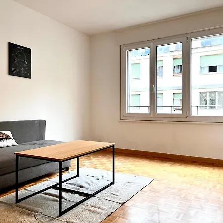 2 Bedroom Cosy Next To Appartement *